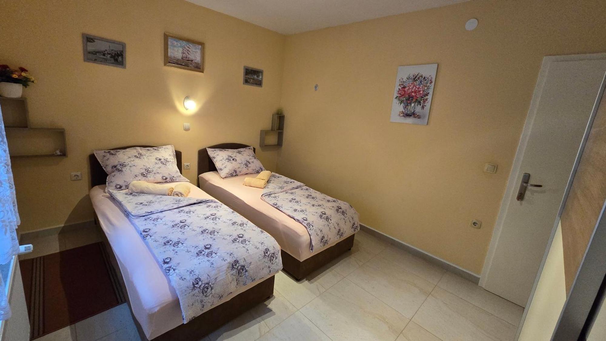 Apartmani Plavsic Novi Vinodolski Εξωτερικό φωτογραφία
