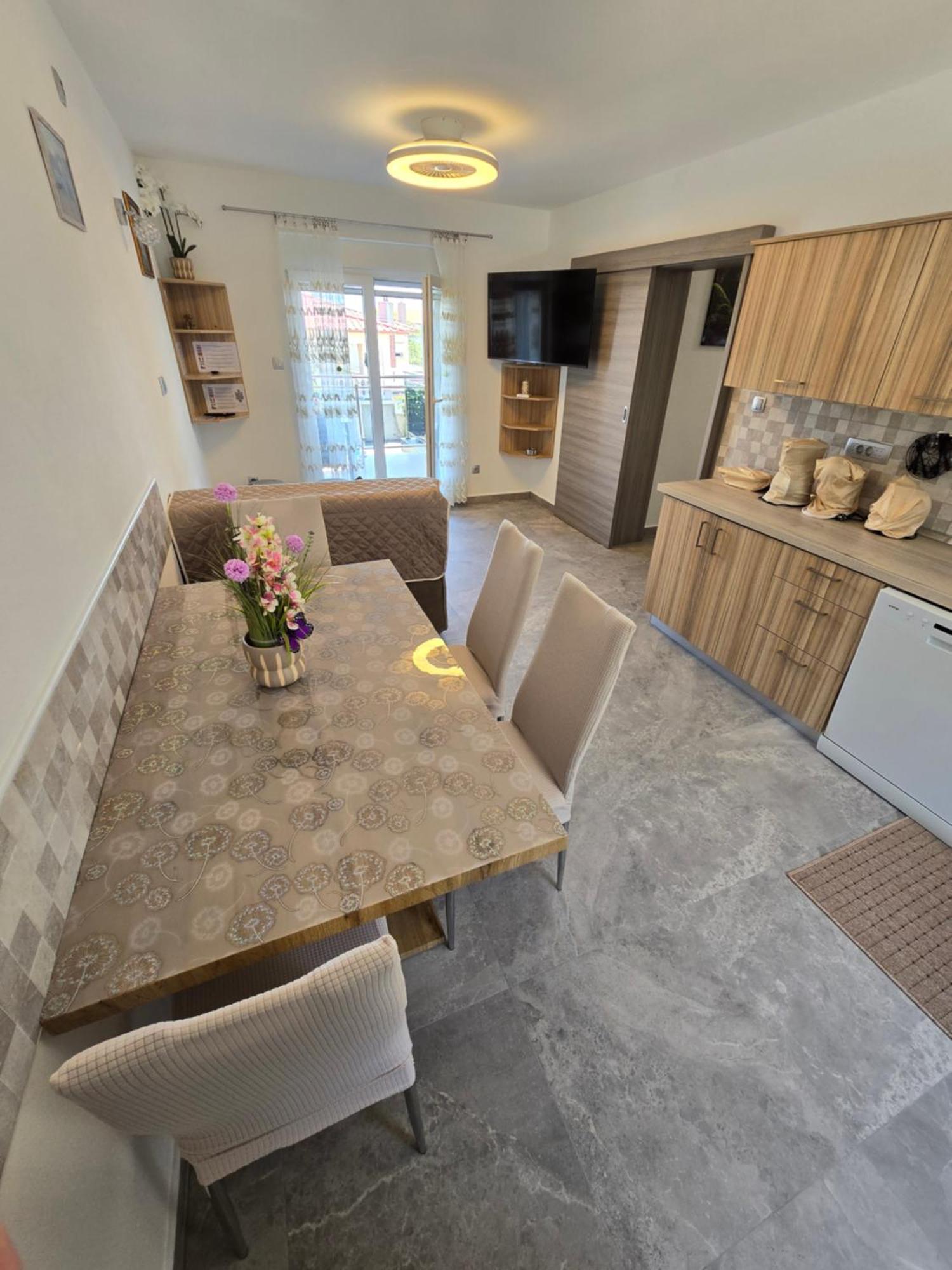 Apartmani Plavsic Novi Vinodolski Εξωτερικό φωτογραφία